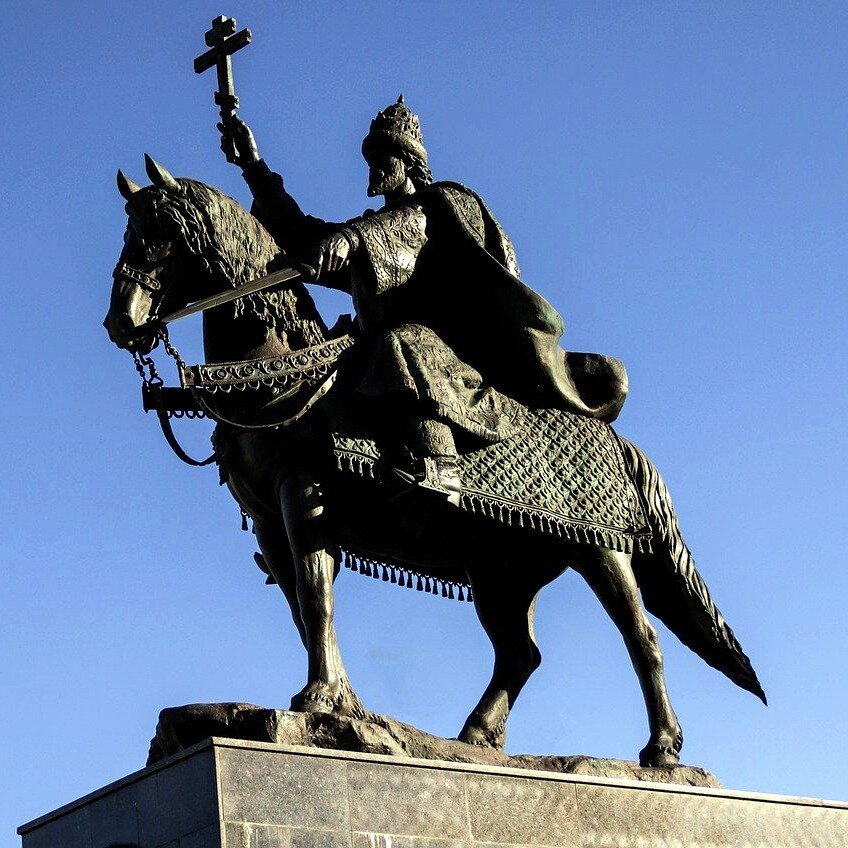 Памятник Ивану Грозному