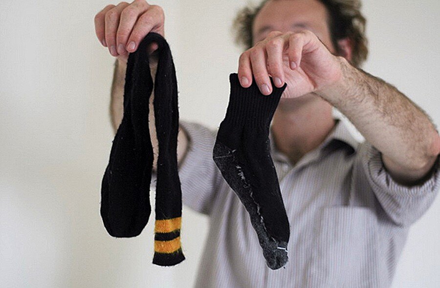 Муж и носки