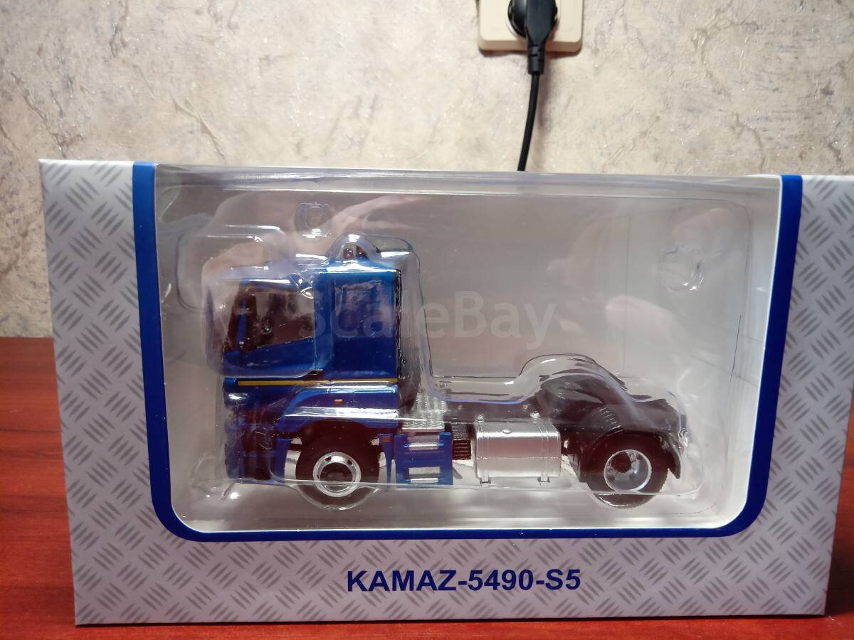 Камаз 5490, Автоистория, картонная коробка, ~ 2 тыс. руб.
