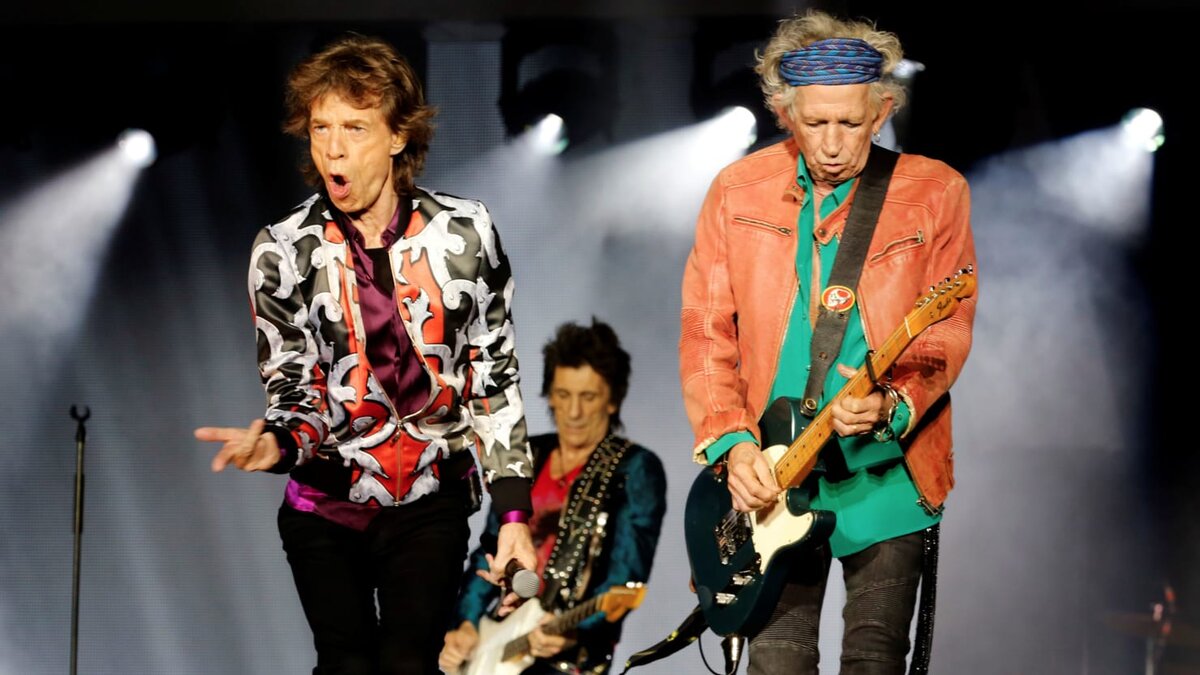 Rolling Stones провели первый концерт без Чарли Уоттса