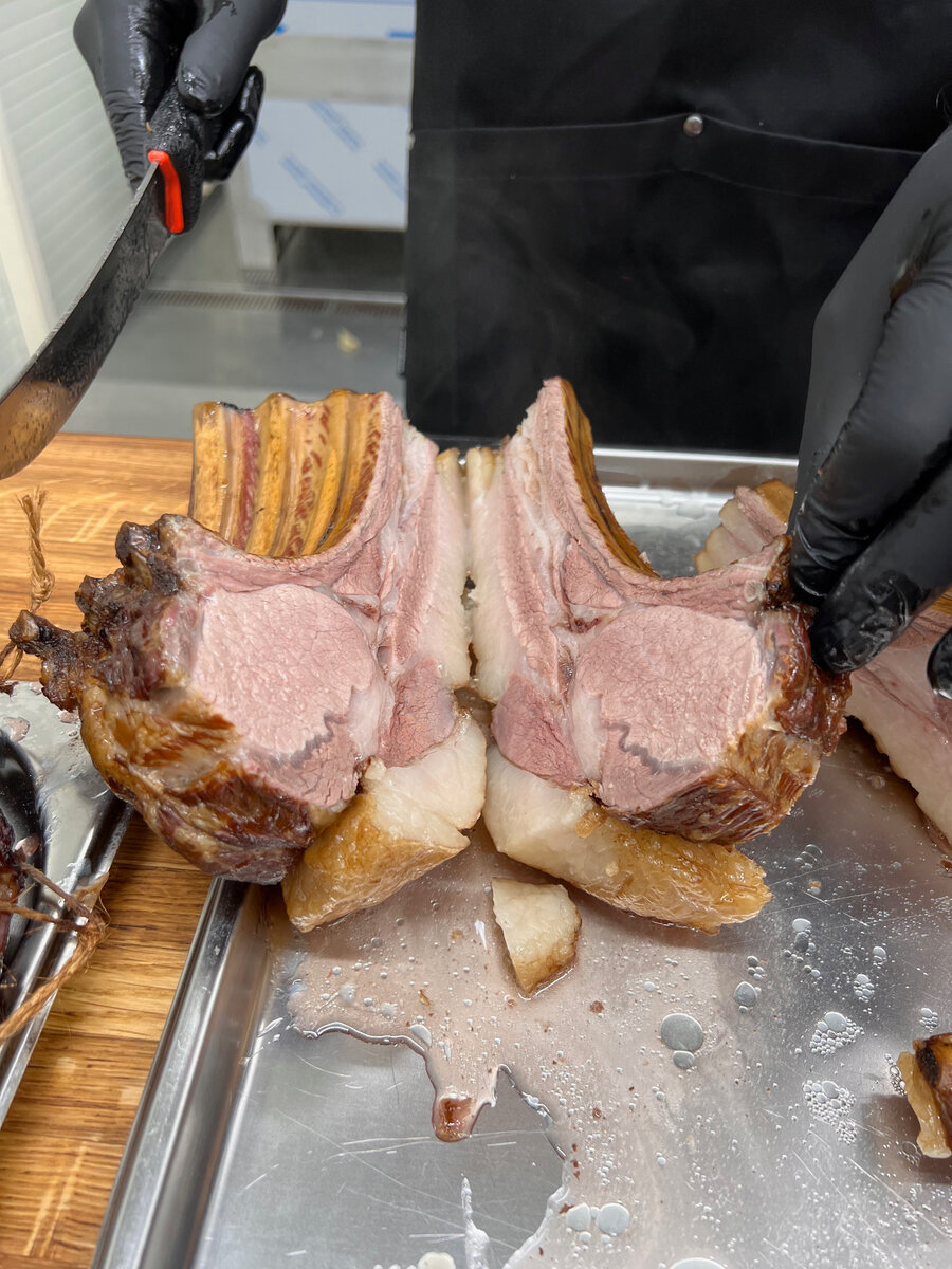 Ребра кабана