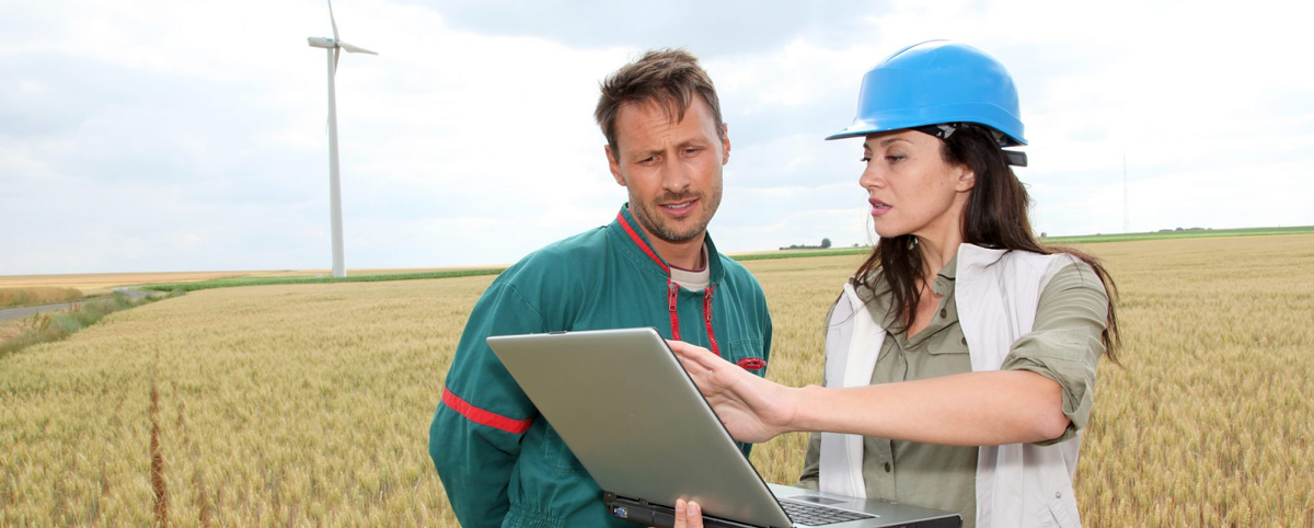 https://cieem.net/wp-content/uploads/2019/02/People-working-in-field-shutterstock_79154614-e1550666541146.jpg