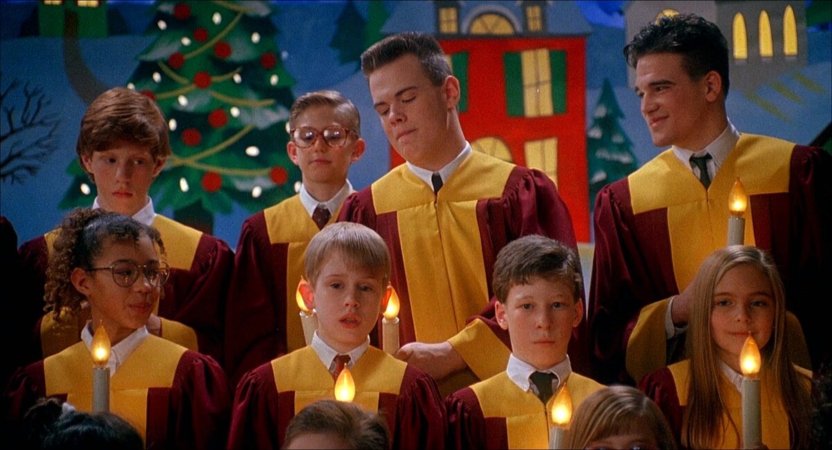 кадр из фильма "Один дома 2"