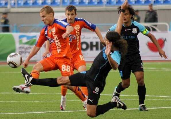 Матч 3-го раунда квалификации Лиги Европы - Сибирь ( Россия ) - Аполлон ( Кипр )