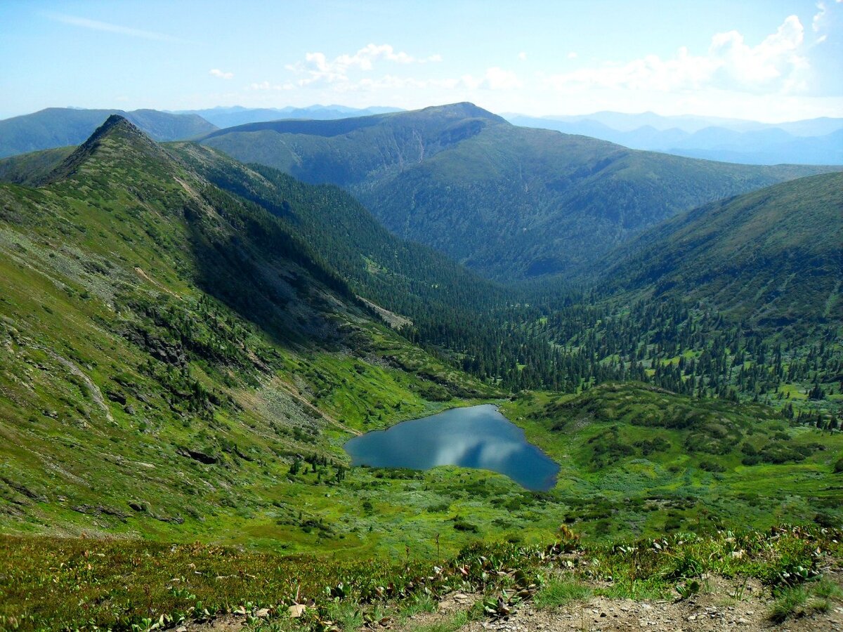 Озеро сердце Хамар Дабан