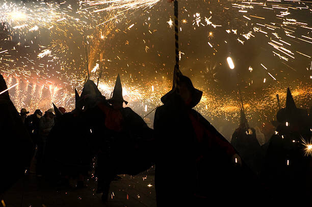 Шабаш - ежегодный слет ведьм