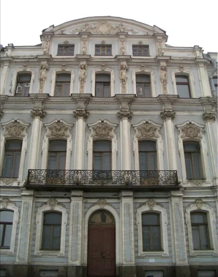 Дом в Санкт-Петербурге, Дворцовая набережная, 10, из интернета. 