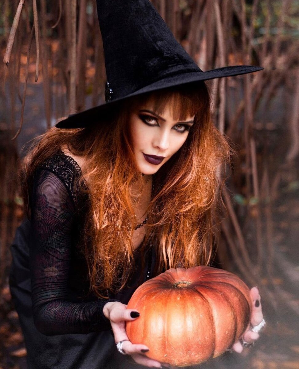 Купить костюм Вампирши для девушки на Хэллоуин