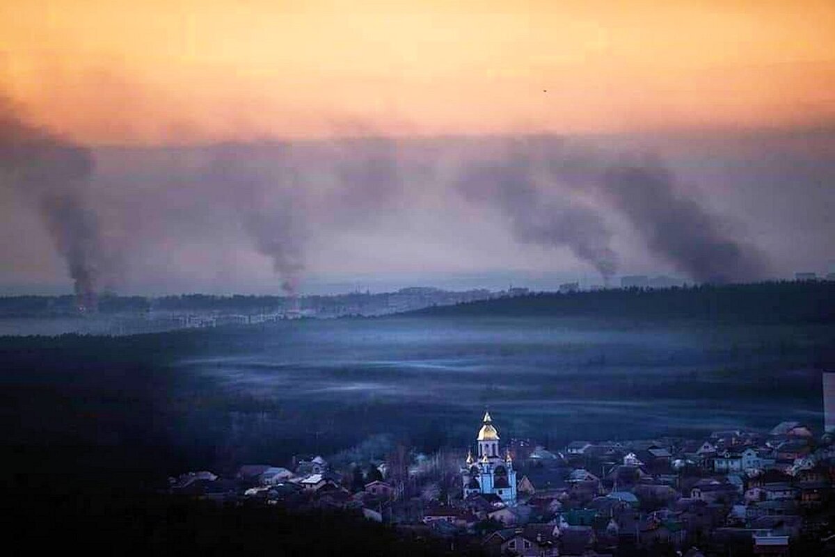 Горизонты духовного мира заволокло дымом от сражений.