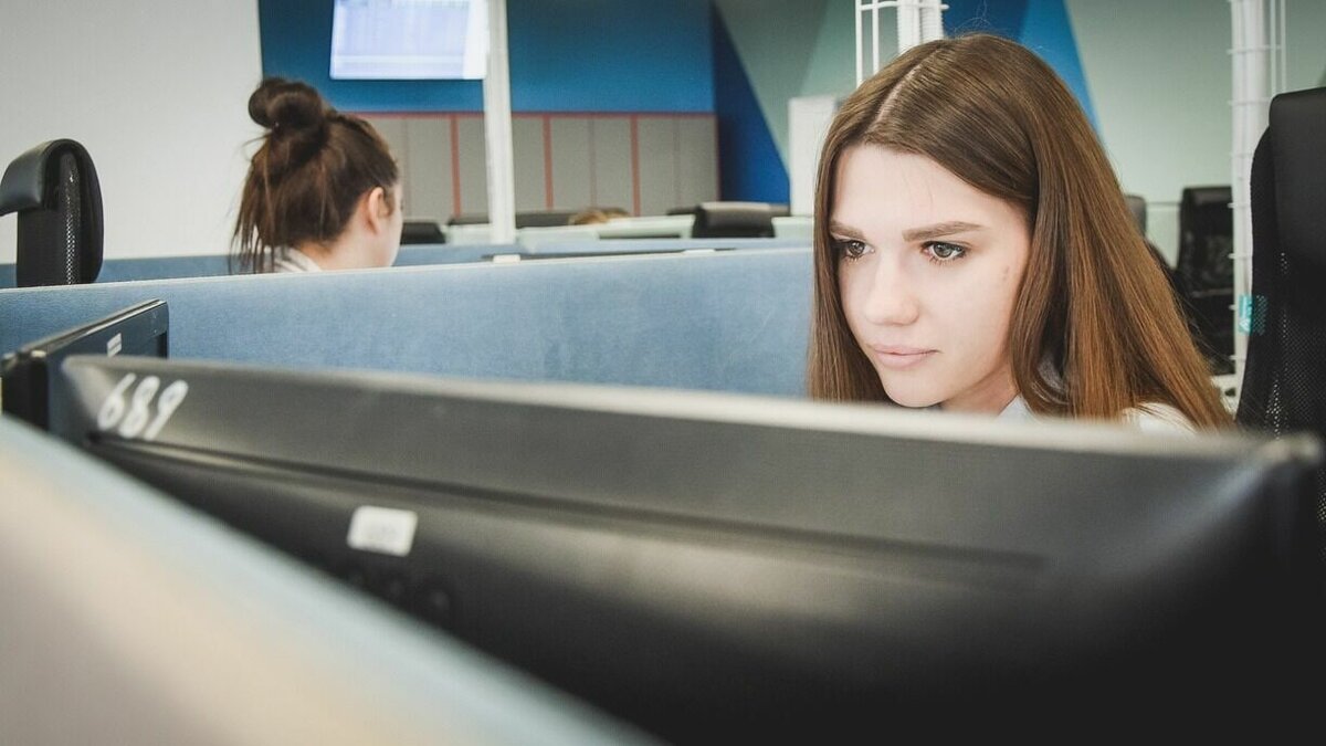     Жители Ставрополя нередко задаются вопросом о том, как заработать денег или где найти подработку. NewsTracker собрал несколько вакансий, которые позволят пополнить семейный бюджет.