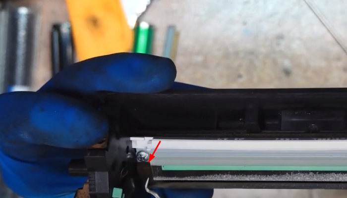 Фото 96. Устанавливаем шестерню 