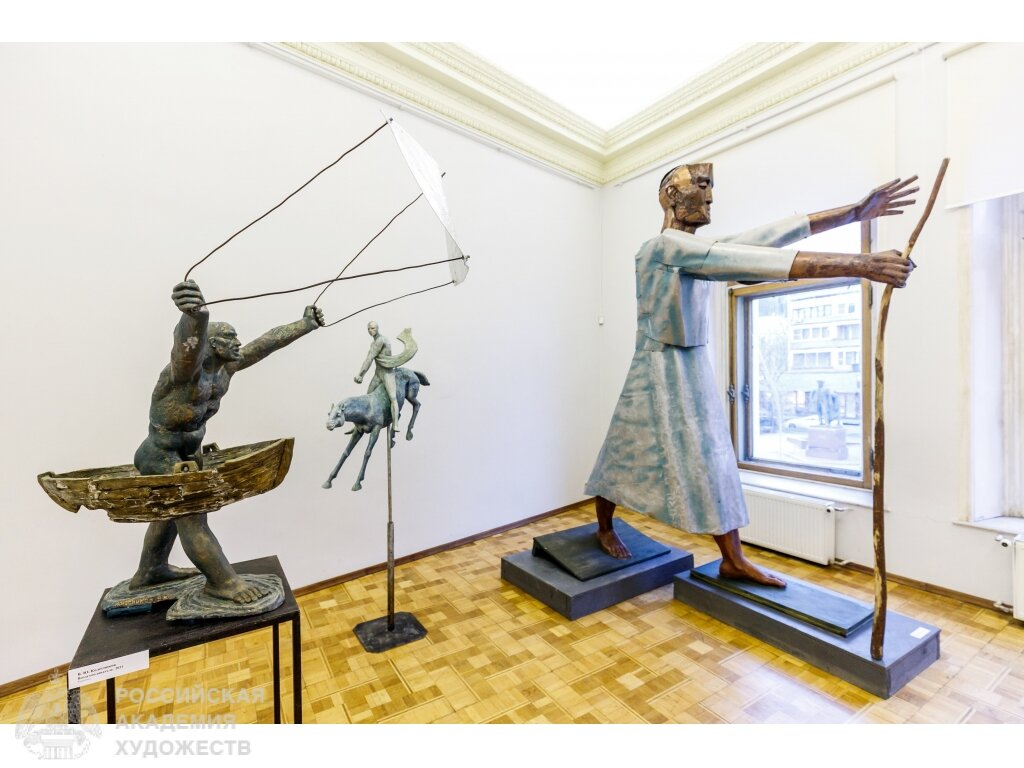 Фрагмент экспозиции в залах РАХ (Москва, Пречистенка, 21). Фото: Иван Новиков-Двинский, пресс-служба РАХ. 2022.