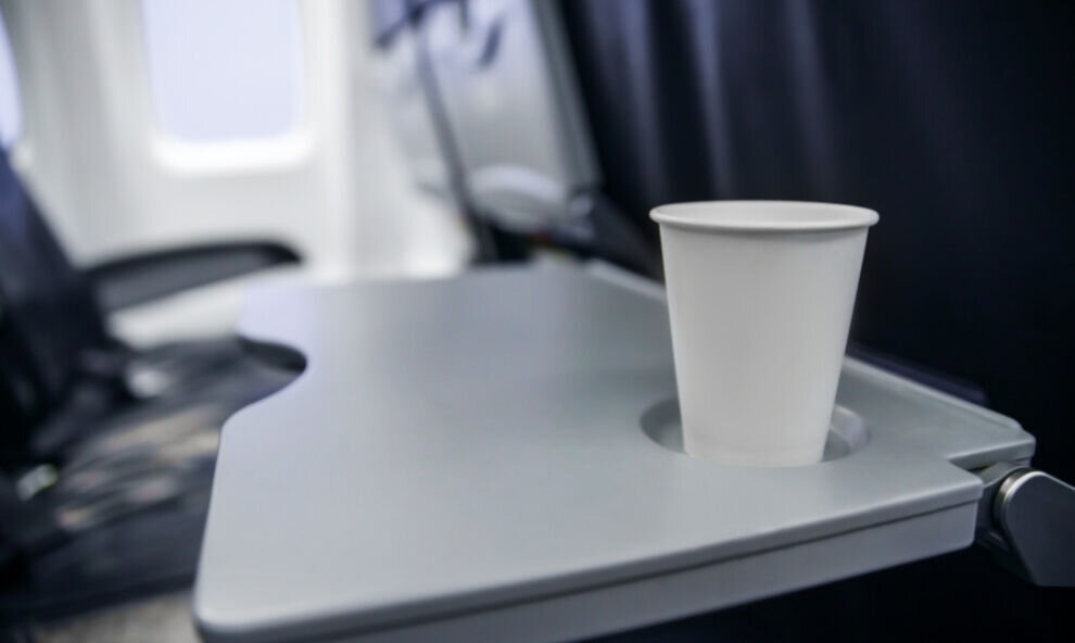    Ямальцам объяснили причину отмены питания на авиарейсе Красноселькуп – Тюмень