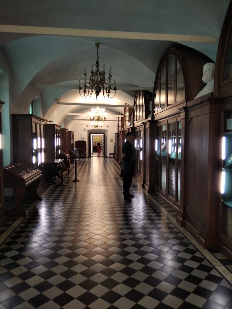 В  Несвижском замке хранится множество исторических документов