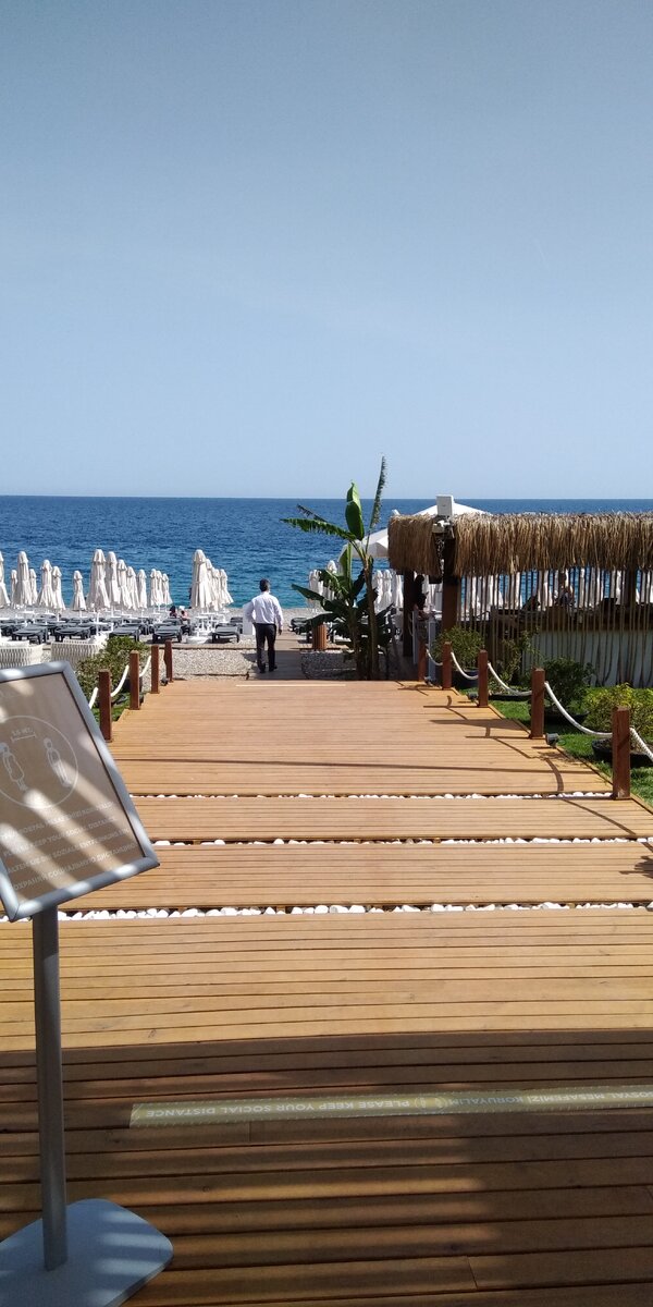 Все открыто, все работает