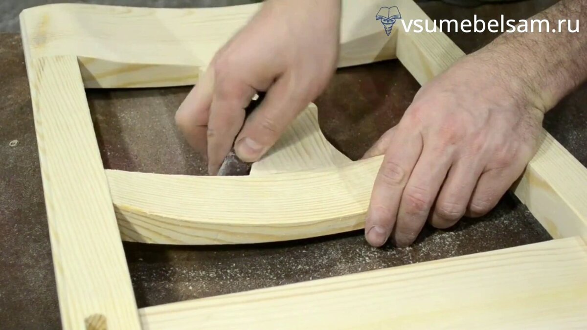 Снятие фасок на деталях спинки. Фото автора