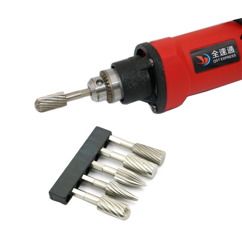 Отвертка с насадками