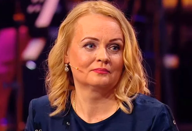 Ирину Иванову во многом знают, как девочку из фильма «Мужики! Героине драмы пророчили прекрасное будущее в кинематографе, но она пошла другим путем и не стала строить кинокарьеру.-6