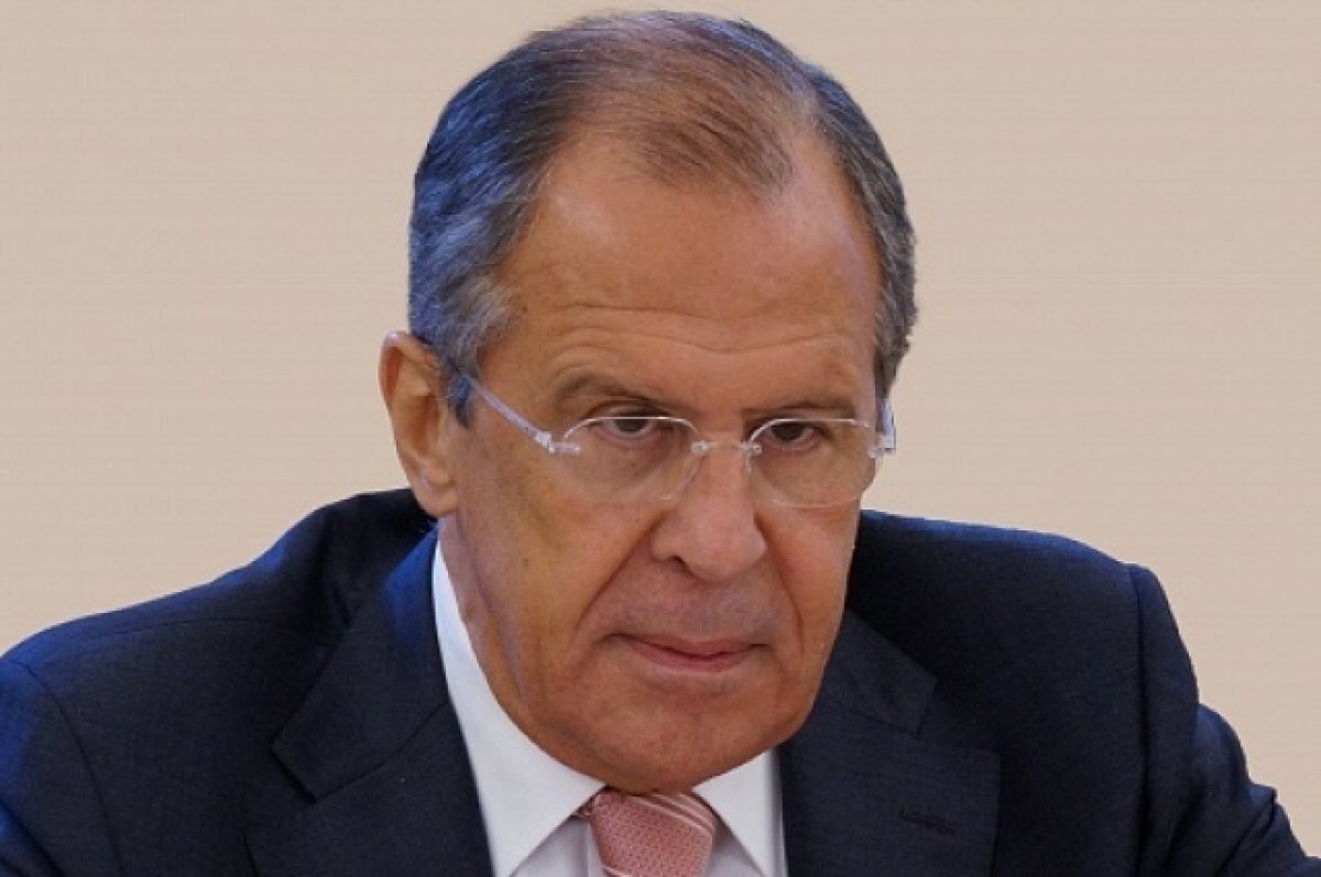    Лавров: России и Казахстану пора отходить от расчетов в долларах и евро