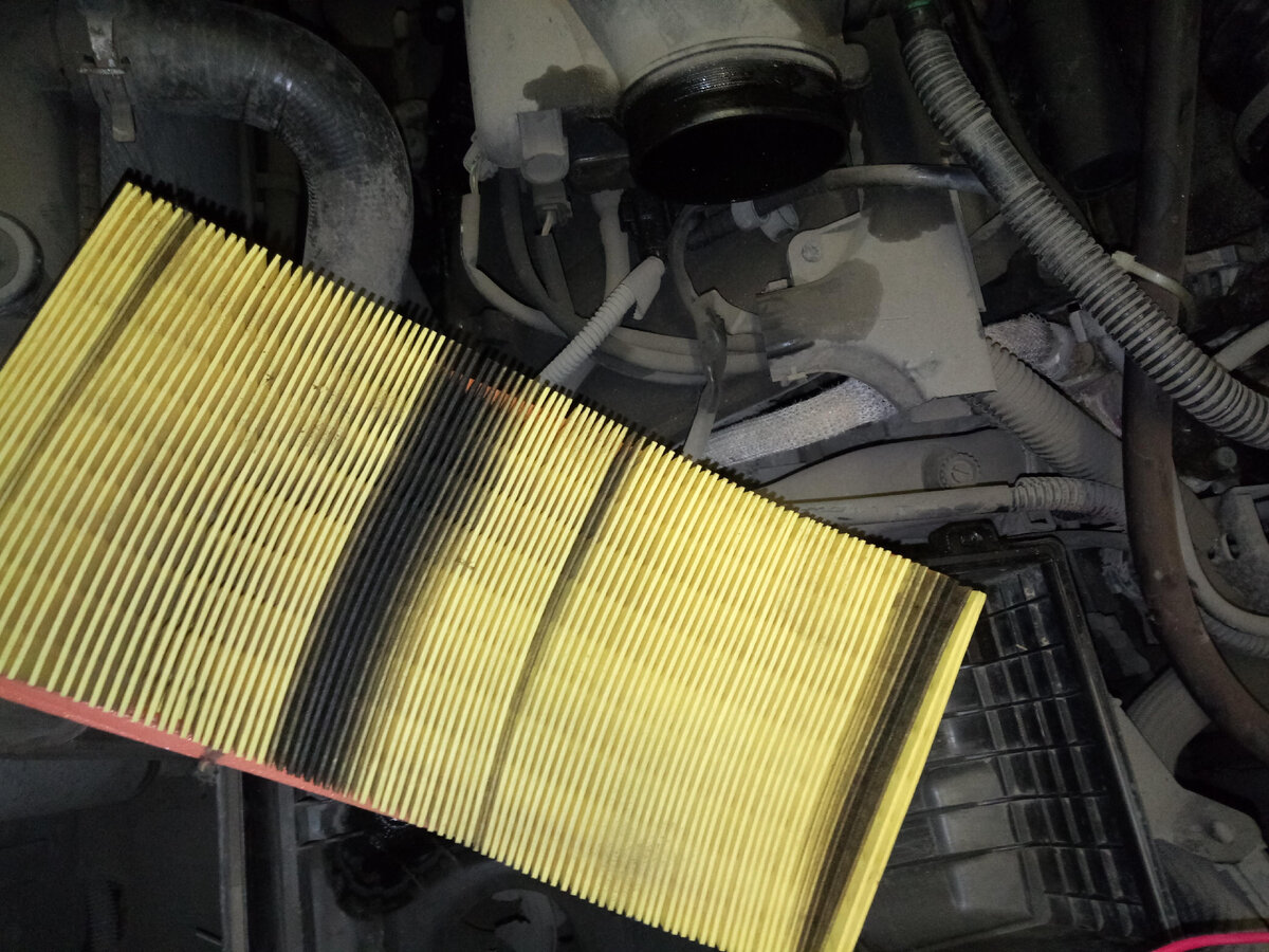 воздушный фильтр в масле.