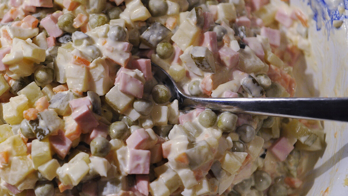    Салат "Оливье"© РИА Новости . Алексей Куденко