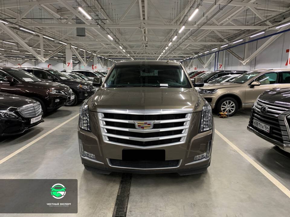 Cadillac Escalade long