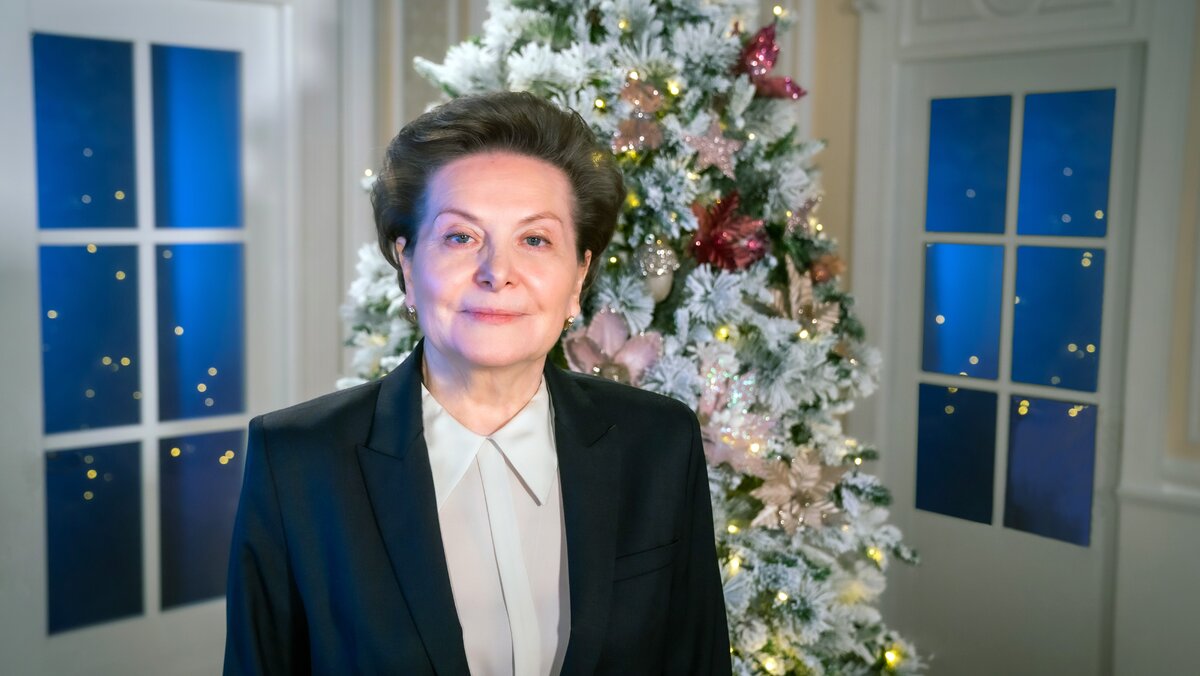    Поздравление губернатора Югры Натальи Комаровой с Новым годом