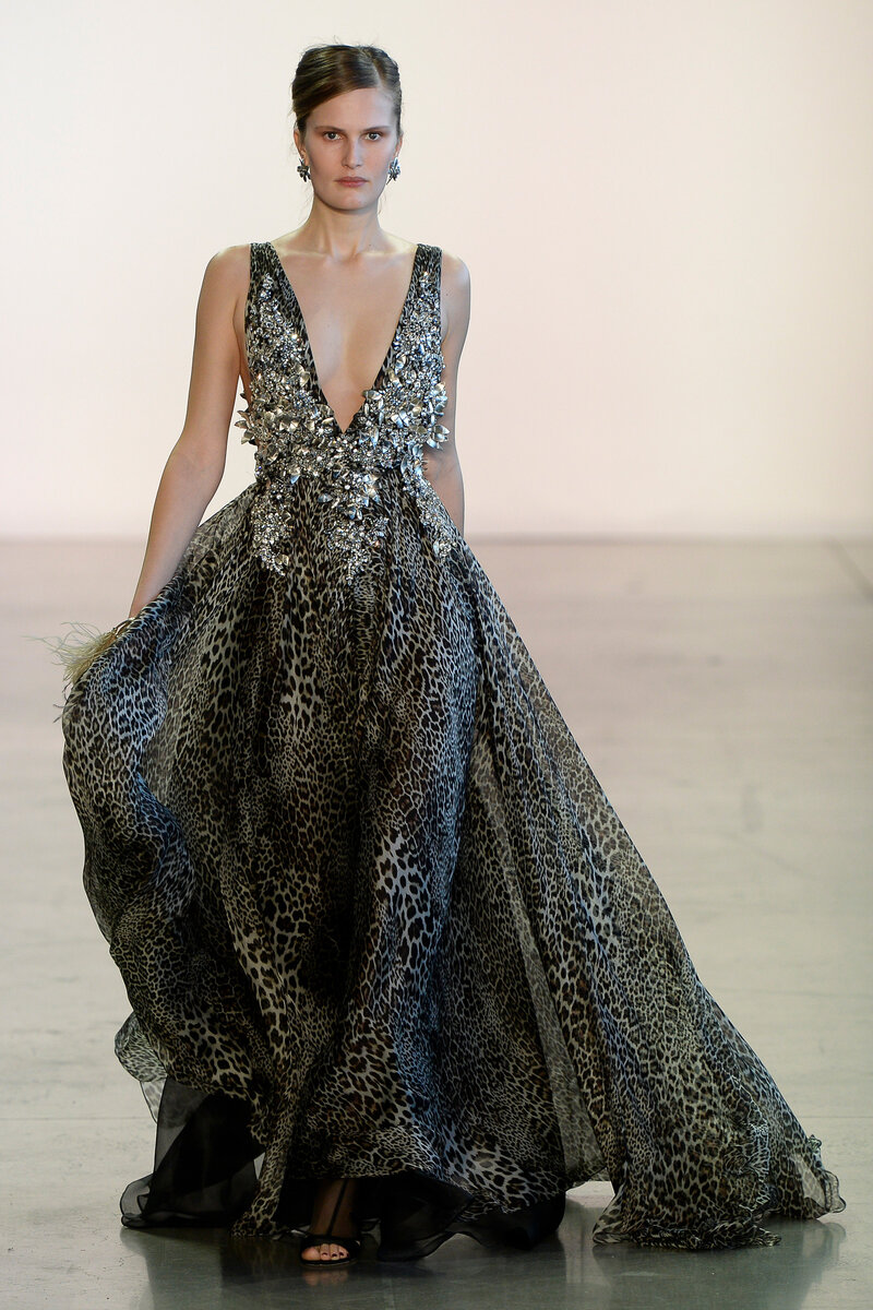№1. Источник Badgley Mischka  2020