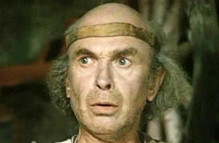 Юрий Катин-Ярцев, хотя и начал свою театральную карьеру в довольно позднем возрасте, но смог сыграть за свою жизнь около 100 ролей и навсегда остаться в памяти советских детей в образе Джузеппе из...-2