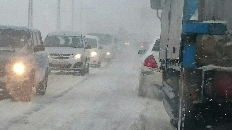     Трасса, метель. vk.com/barneos22