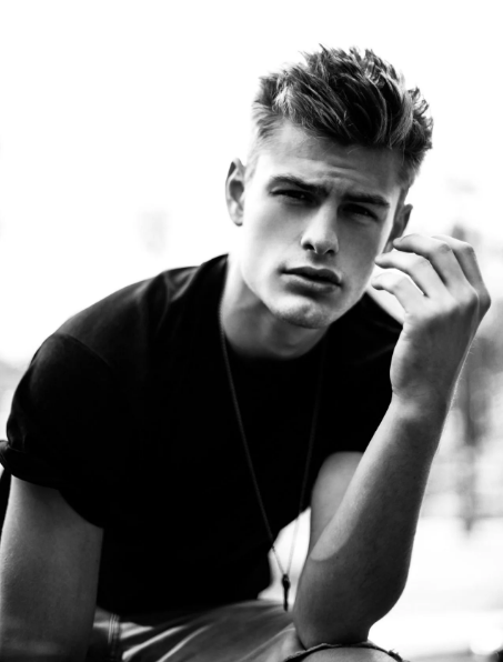 Название: Эта девочка моя