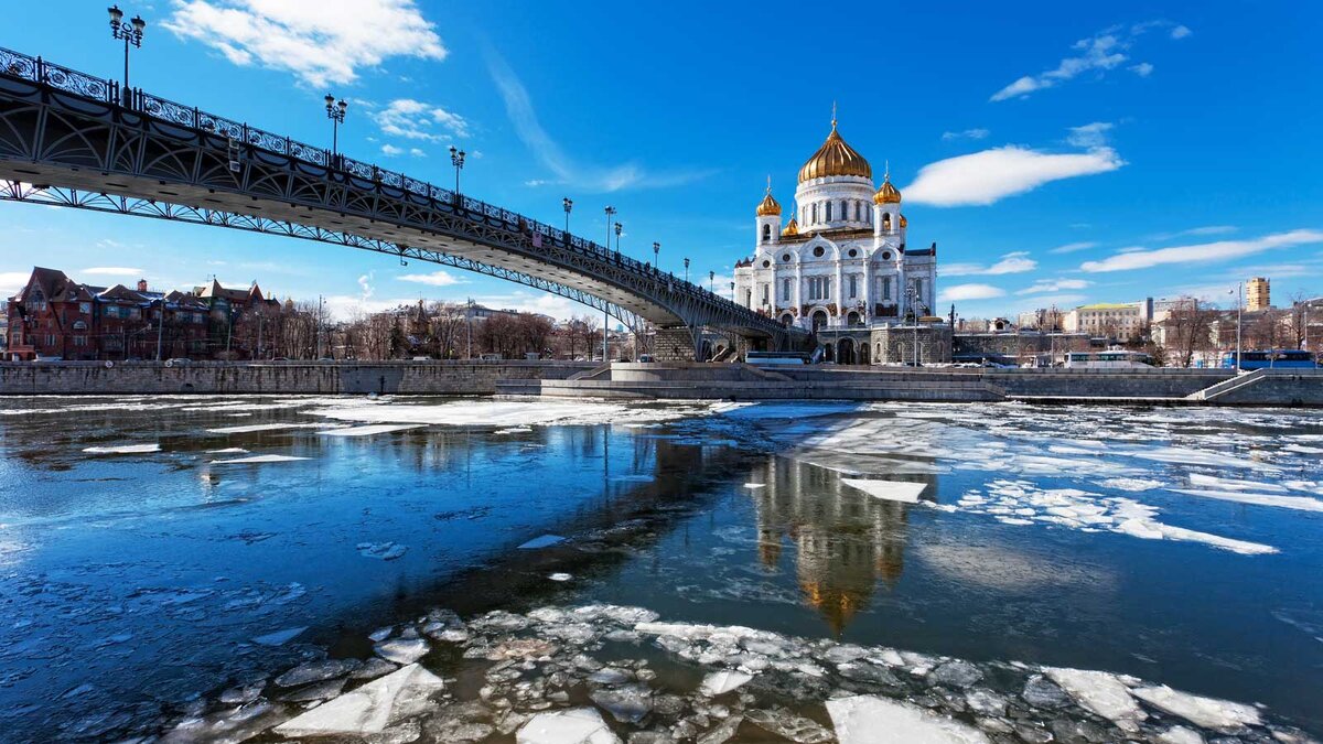 москва в середине апреля