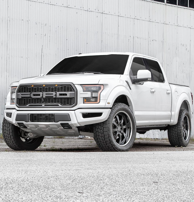 Открой форд. Форд ф150 Раптор белый. Форд f-150 на белом. Ford f 150 White. Ford f 150 Raptor Custom White.