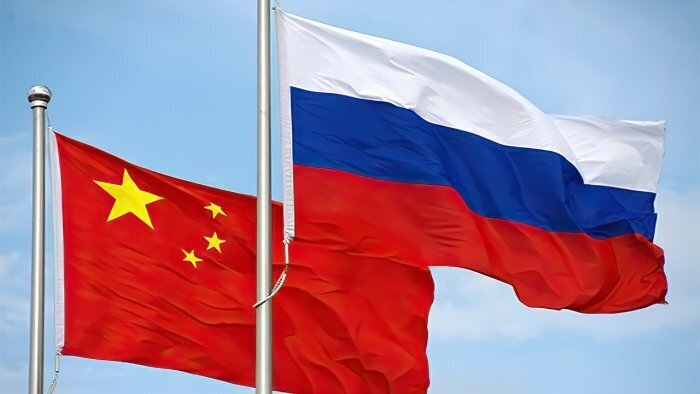  Фото: Минвостокразвития и Арктики Флаги России и Китая