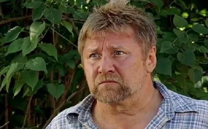 С. Морозов в фильме "Заколдованный участок», 2006 год