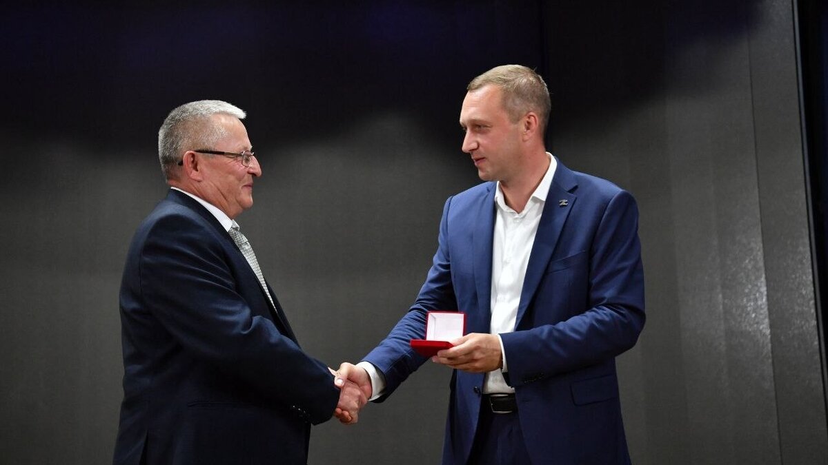    Бусаргин наградил ртищевского фермера за помощь участникам СВОНовости Саратова и области – Сетевое издание «Репортер64»