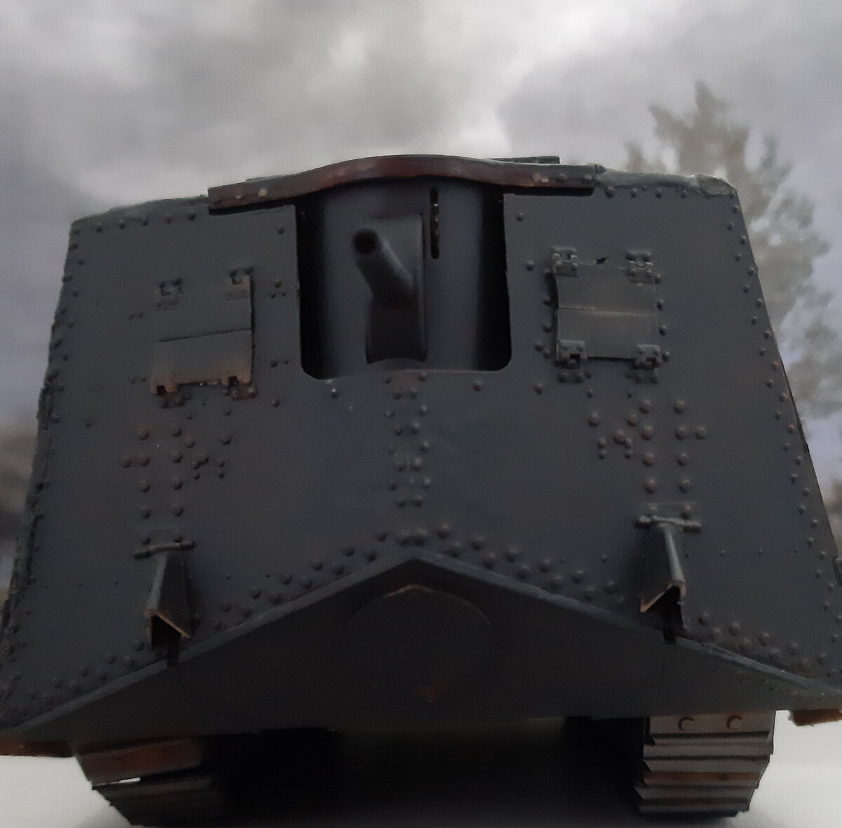 Выглядит сурово