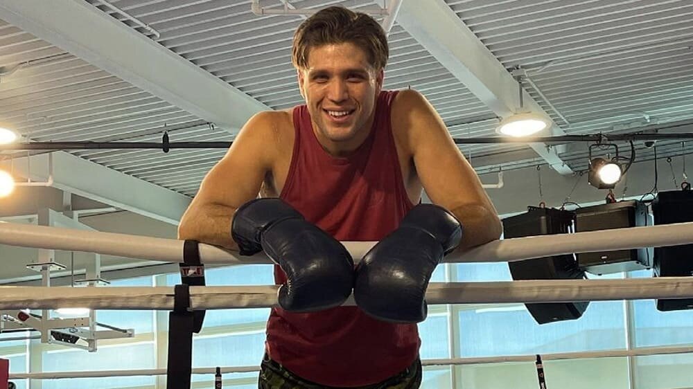 Фото-материалы взяты с источника https://karate.ru/news/2021-08-10/pretendent-na-poyas-ufc-gotov-sdat-boj-za-million/