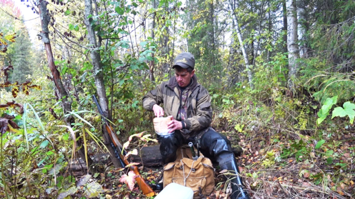 Блоггер из деревни. Будни олега на природе в коми. Будни олега на природе в коми. Бабушка в деревне тайге. Будни олега коми.