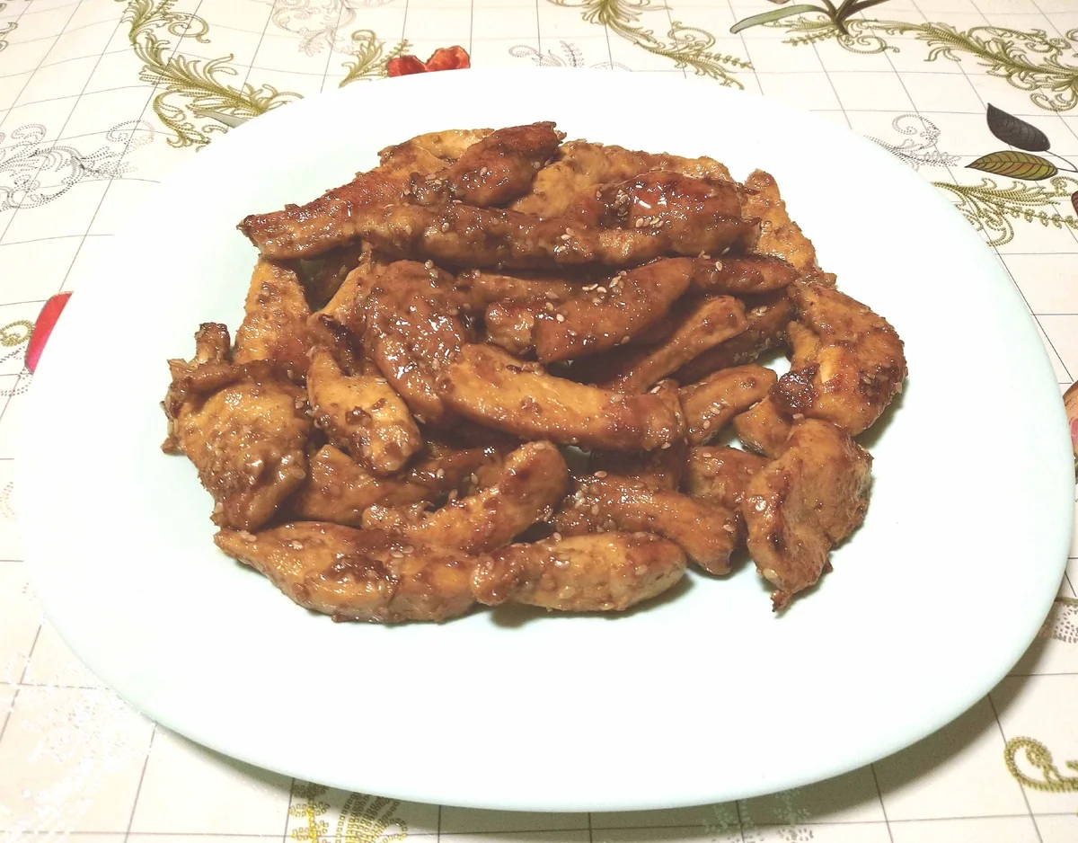 Подруга поделилась китайским способом "бархатирования" мяса. Вкусней всего получается куриное филе-нежно, с "бархатной" корочкой