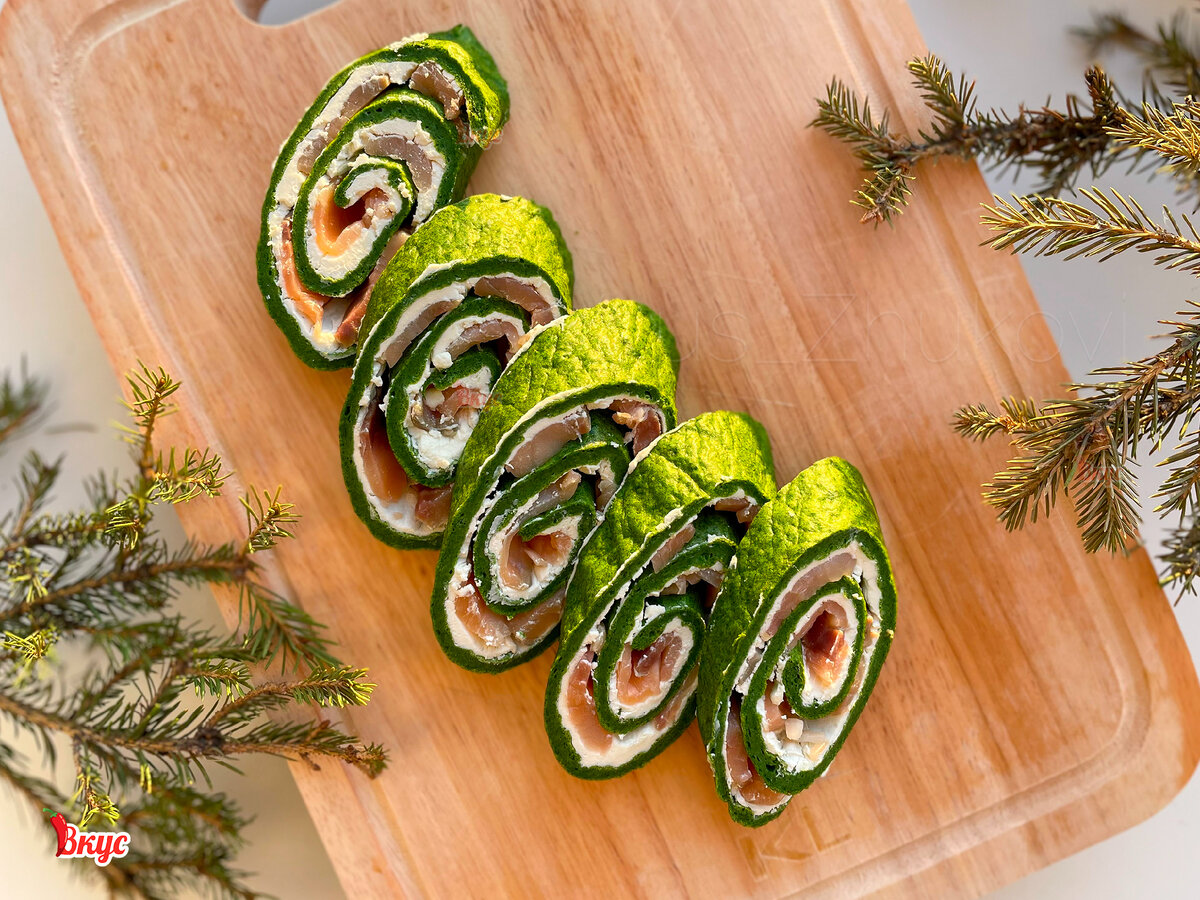 Быстрая закуска на Новый год: рулет из шпината