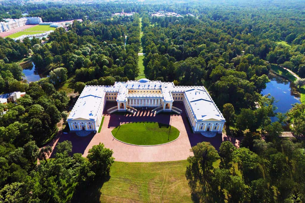 Александровское петербург. Александровский дворец в Царском селе. Александровский парк Царское село. Пушкин Царское село Александровский дворец. Александровский парк Санкт-Петербург дворец.