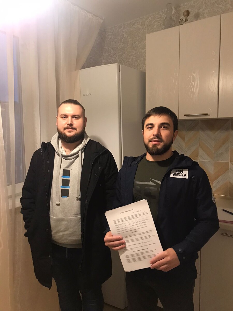 Счастливый жилец!)