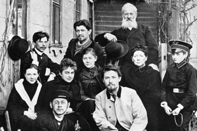 Семья  Чеховых.  