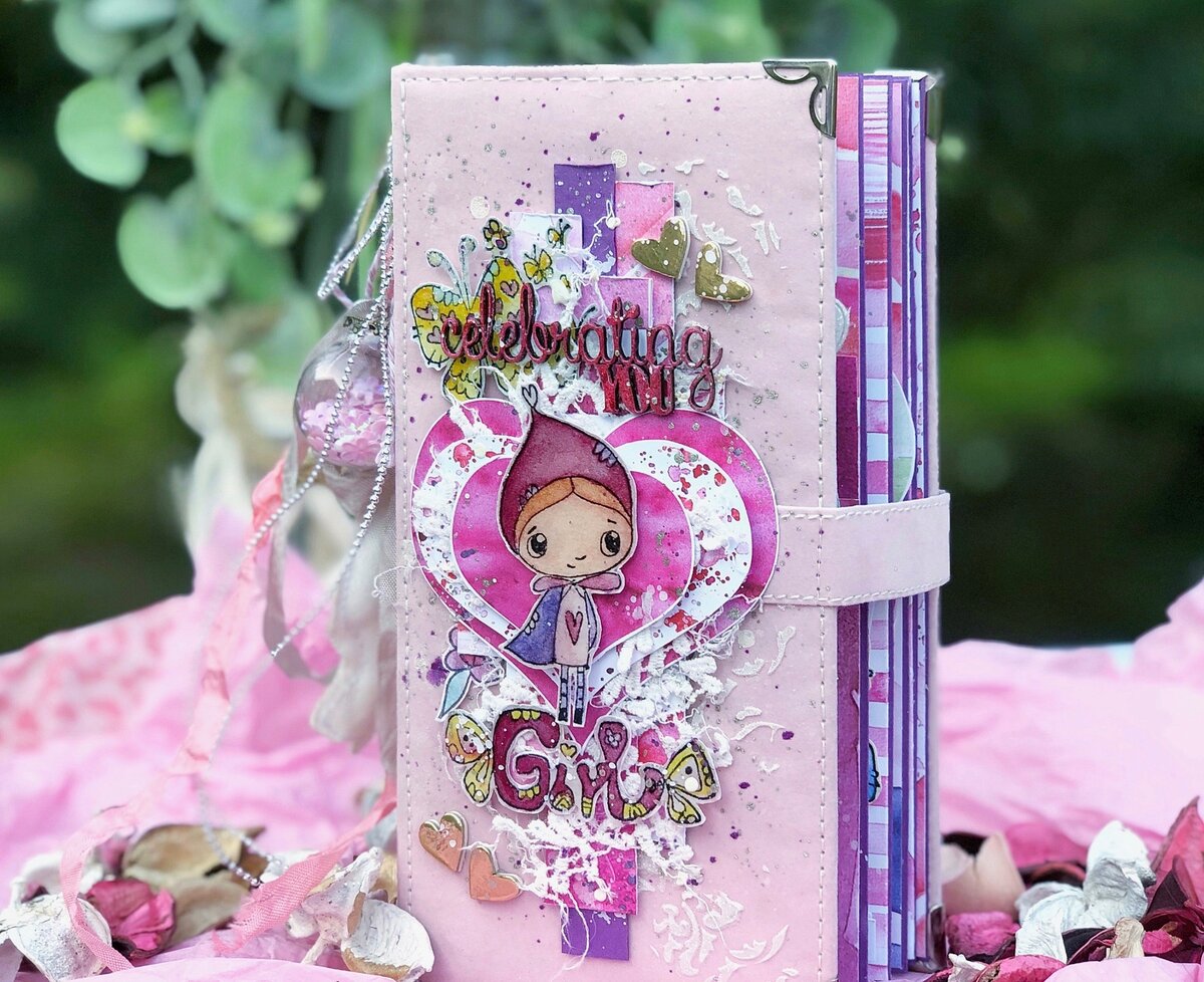 Пример работы со штампами в моем детском альбоме