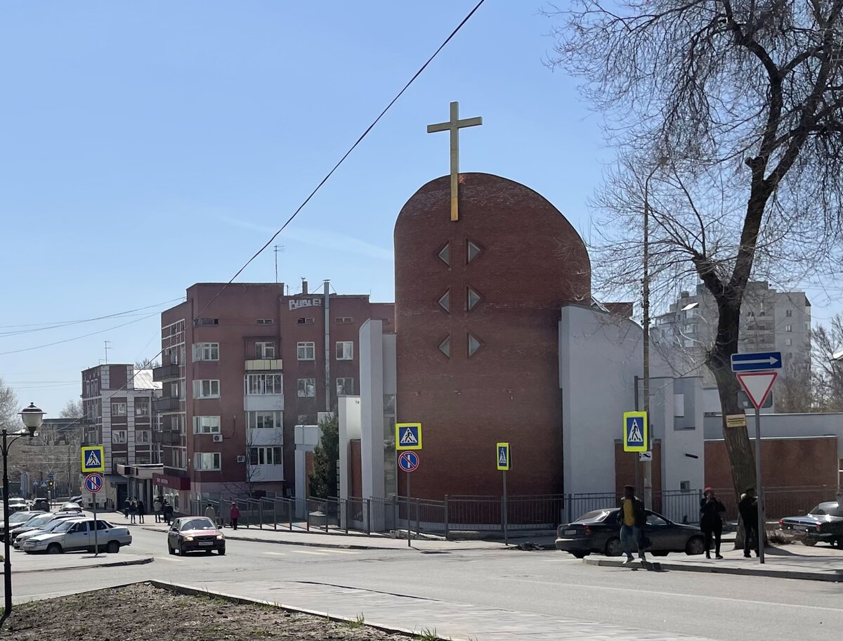 Саратов за 1 день | Что посмотреть в старинном купеческом городе: мост,  набережная, старая застройка и места Столыпина с Табаковым | Manikol.  Путешествия всей семьей | Дзен