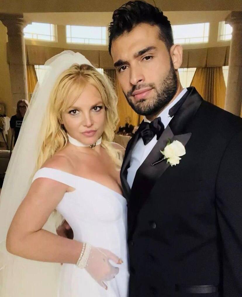     Бритни Спирс и Сэм Асгари. Фото: @britneyspears