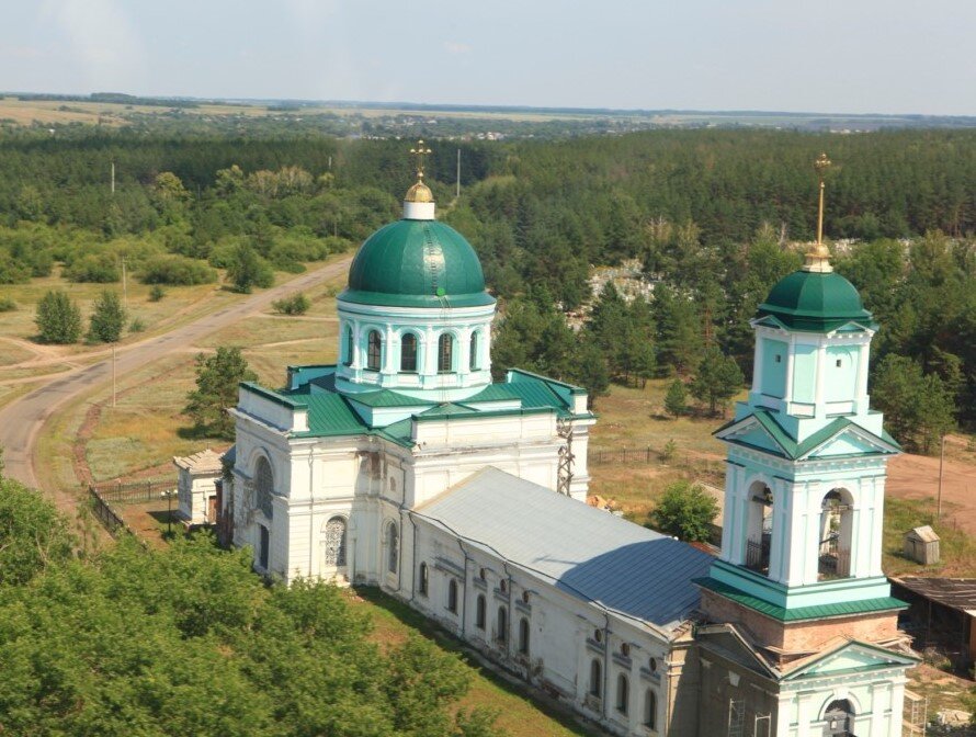 Тишанка воронежская. Верхняя Тишанка храм. Тишанка Таловского района Воронежской области храм. Тишанка храм во имя Святой Живоначальной Троицы. Село Тишанка Воронежской области Таловского района.