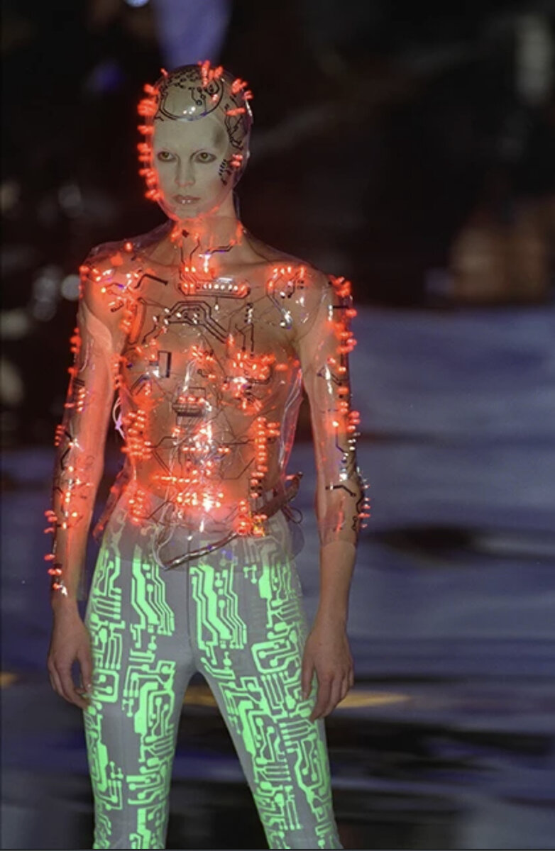 Givenchy pret-a-porte 