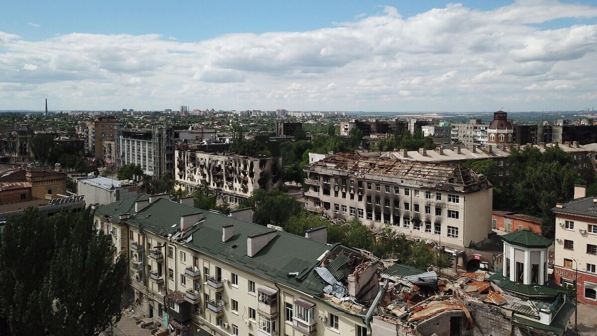    Вид на проспект Мира в Мариуполе© РИА Новости / Павел Лисицын